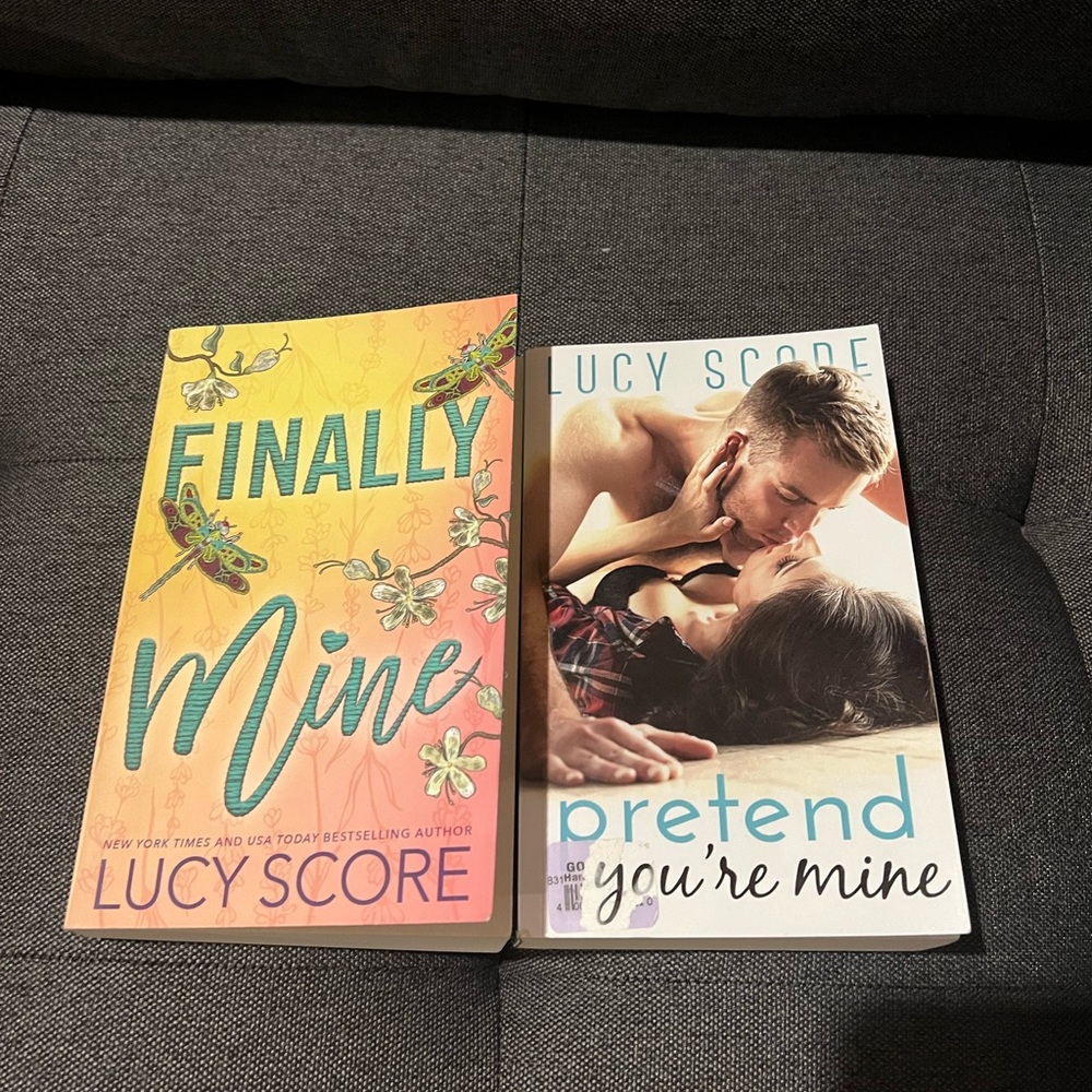 Lucy Score Book Set - Finally Mine & Pretend You're Mine